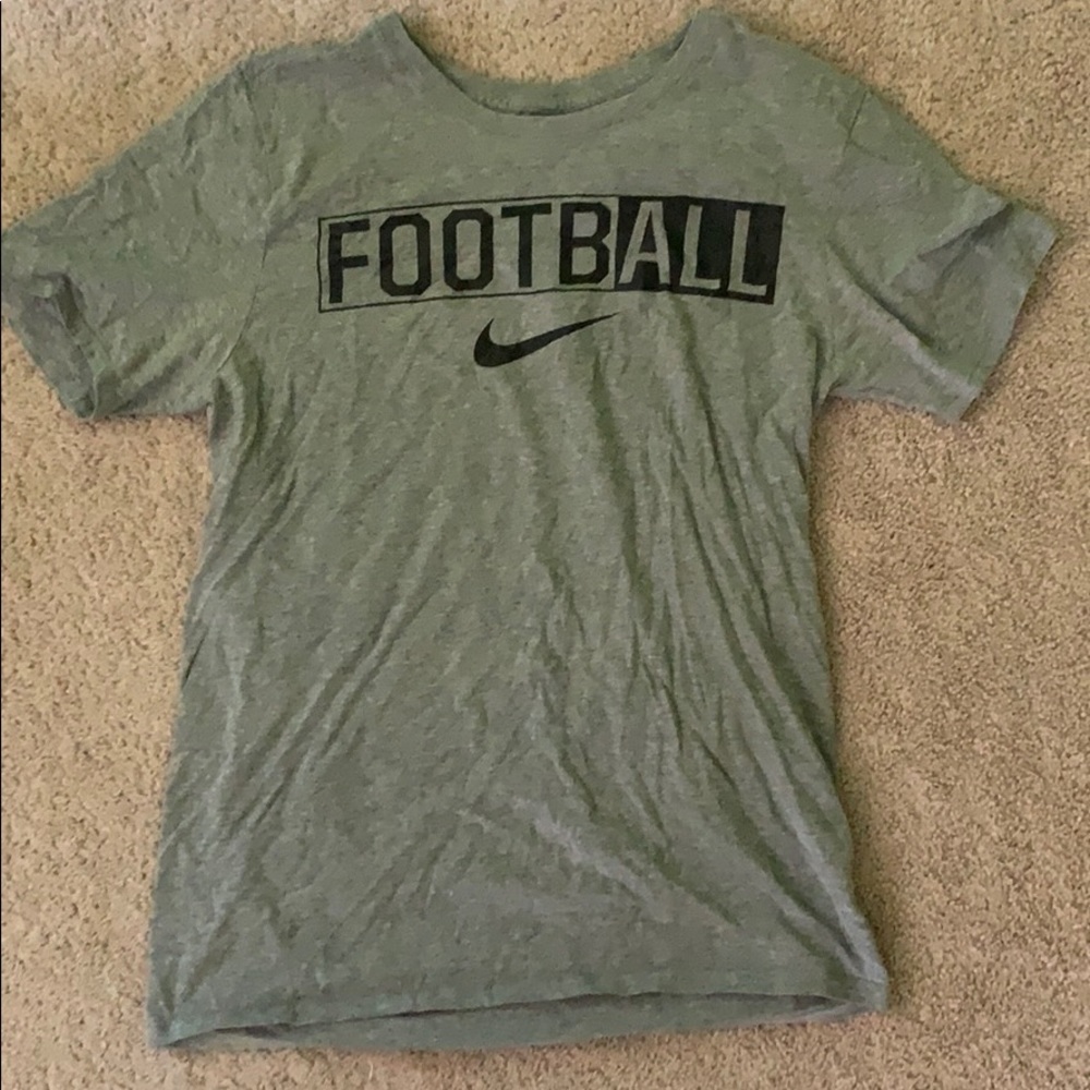 Nike t-shirt size S